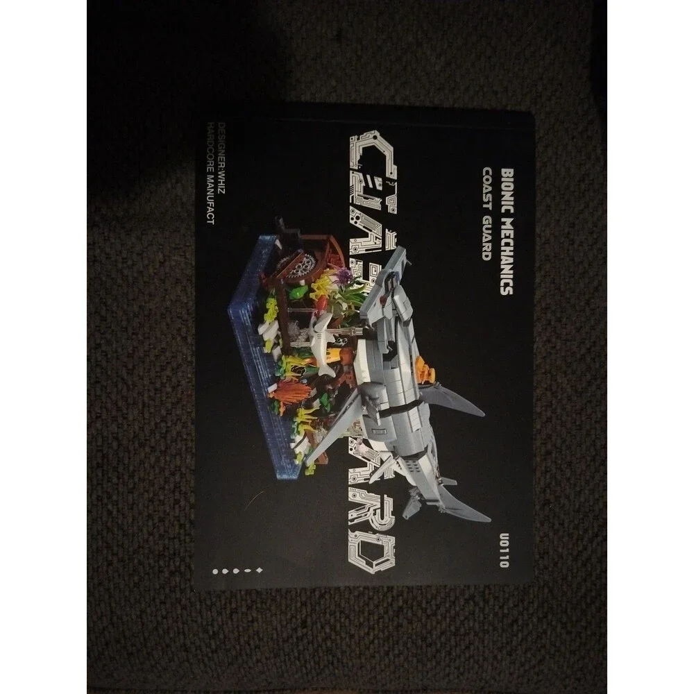Building Bricks Bionic Mechanic Coast Guard #90049 Mechanical Shark Wagging Tail